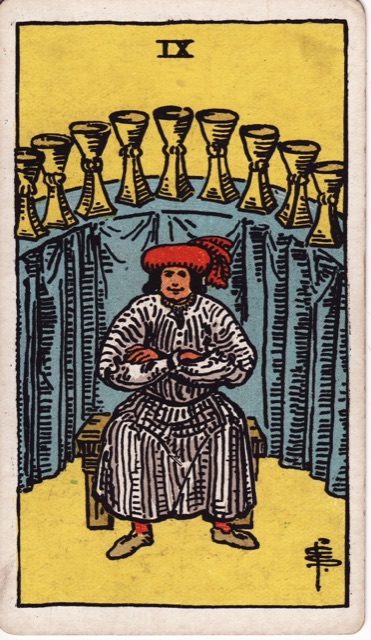 Nueve de Copas: significado en el Tarot